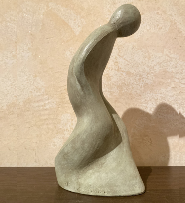 Cheminement en terre cuite patiné bronze